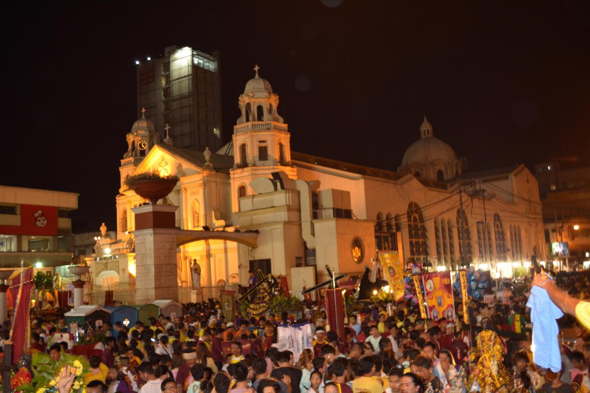 Visita Iglesia: Filipino Catholics vow to visit seven churches during Holy Week | Catholics & Cultures