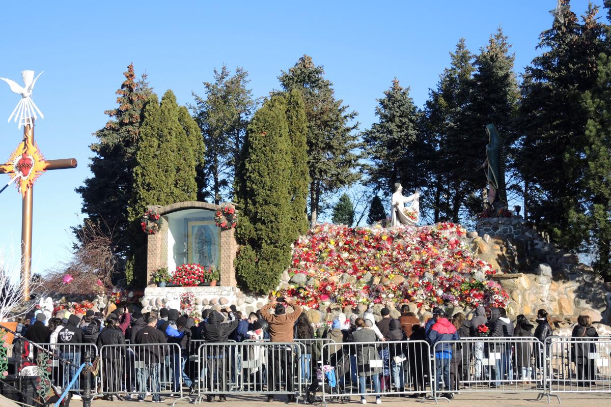 Chicago suburb hosts 2nd largest feast for Guadalupe Catholics & Cultures
