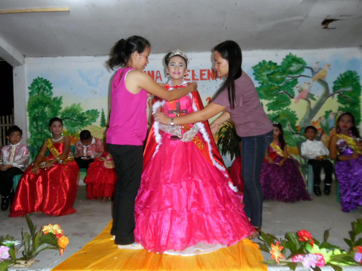 Flores De Mayo And Santacruzan Engage Filipino Youth In