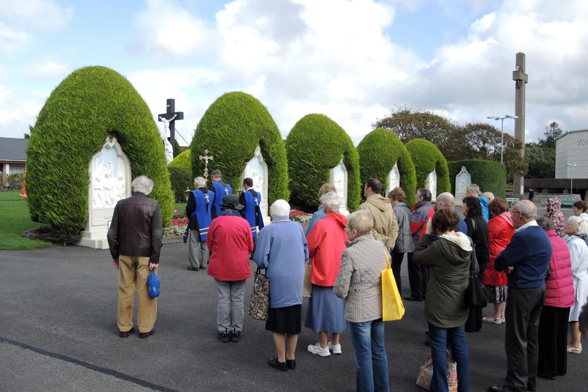 Our Lady of Knock Shrine rivals Lourdes for Ireland's Catholic pilgrims Catholics & Cultures Our Lady of Knock Shrine rivals Lourdes for Ireland's Catholic pilgrims Catholics & Cultures