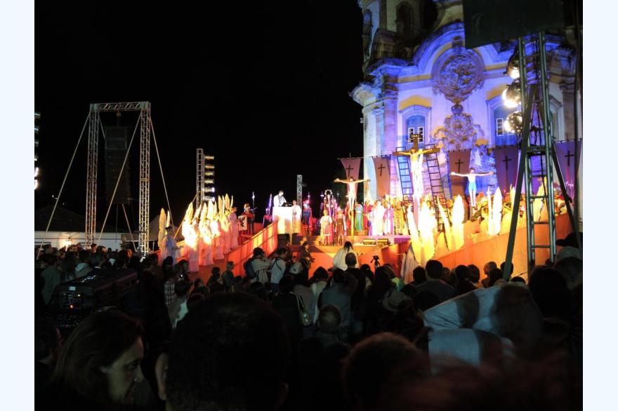 Good Friday's Calvary scene. An array of biblical figures have processed in behind the crucifixion.