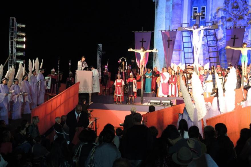 Preaching at the Calvary scene.