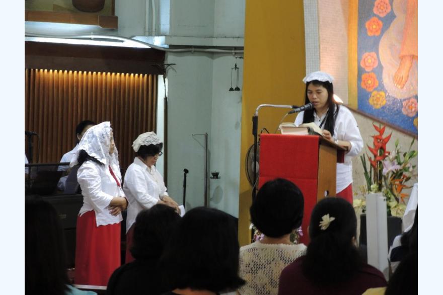 El Shaddai members at St. Joseph's Church