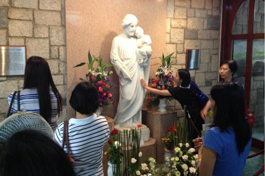 Mass at St. Joseph’s, Hong Kong