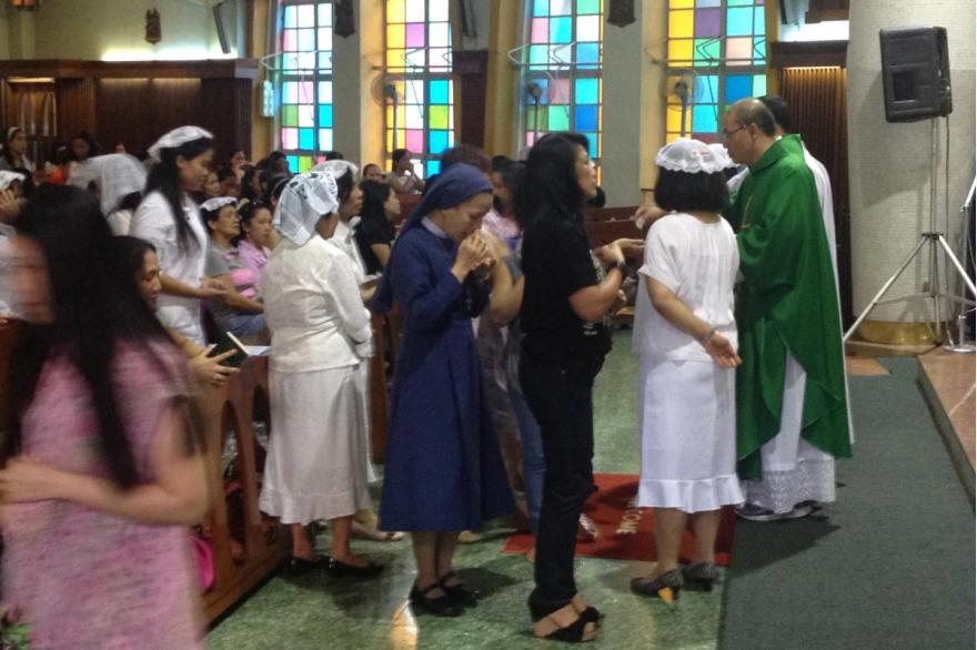 El Shaddai members at St. Joseph's Church