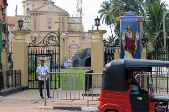Street view of Holy Spirit Church, Kochchikade, Sri Lanka