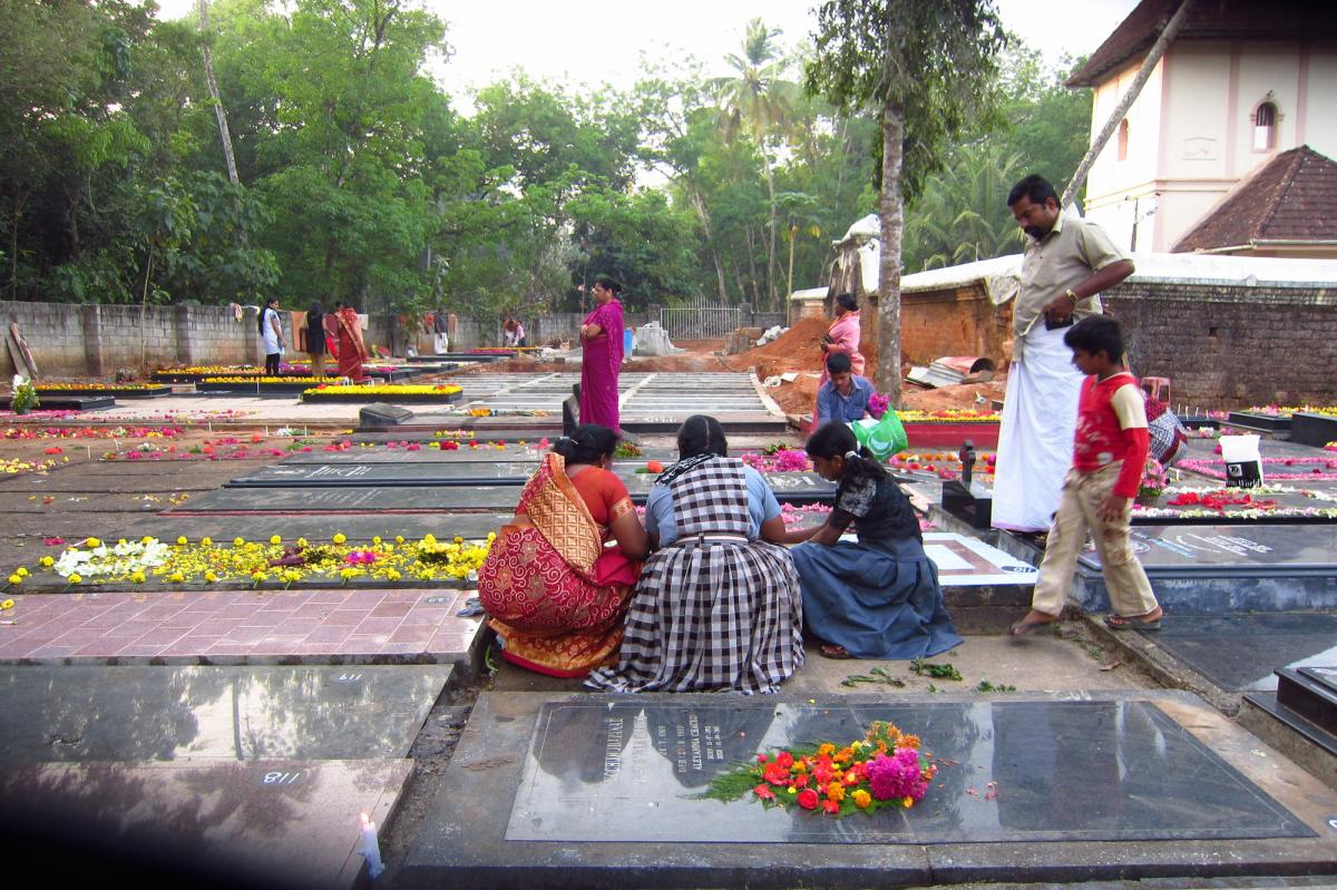 Death, Mourning & the Afterlife Catholics & Cultures