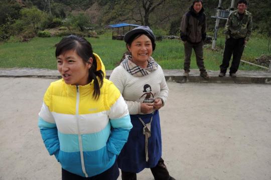 This woman left Cigu to teach elsewhere, but she returned to the village for Easter.